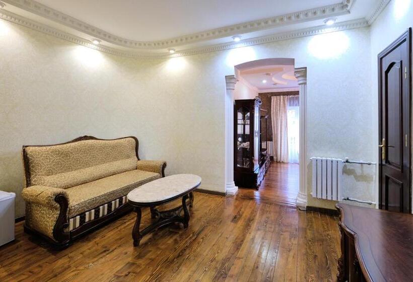 سوییت, Victor Hotel Resort & Spa