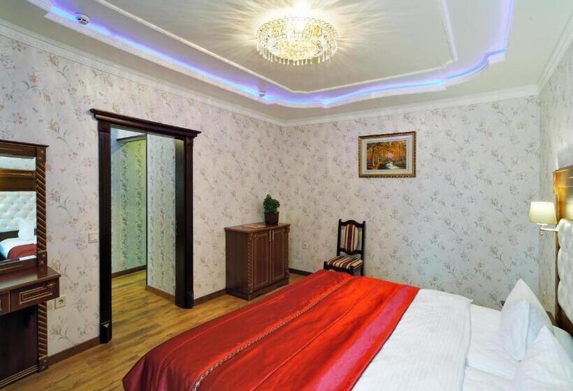 سوییت جونیور, Victor Hotel Resort & Spa