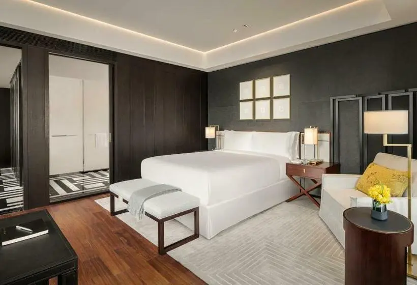 キングサイズベッドのスタンダードルーム, Fairmont Wuhan