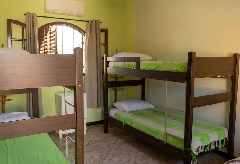 מיטה בחדר משותף, Beach Hostel & Suites Los Pibes De Flores