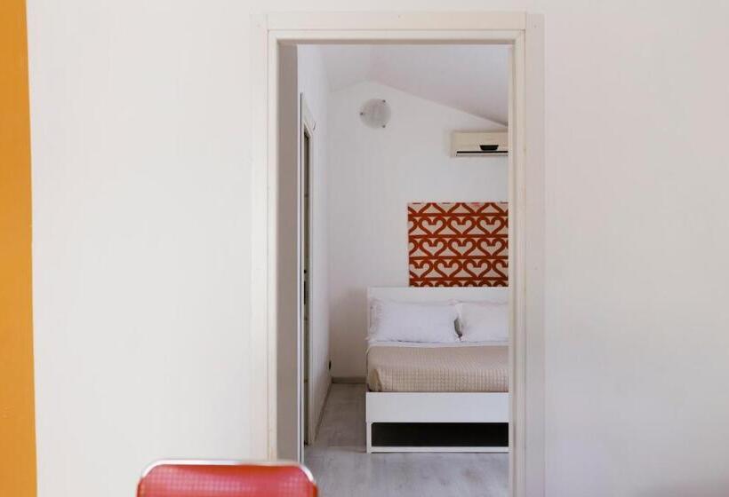 スタンダードスタジオ, Villa Chiara Porto Recanati