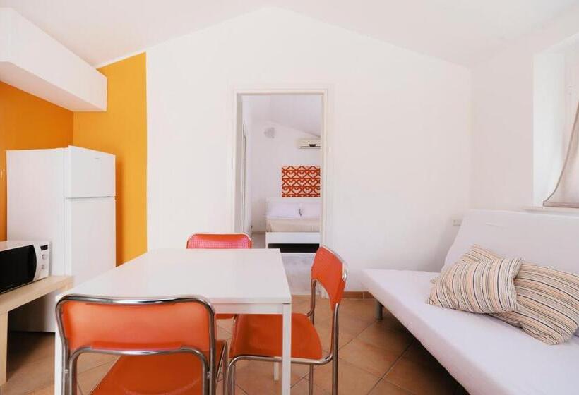 スタンダードスタジオ, Villa Chiara Porto Recanati