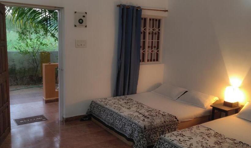 标准间带阳台, Anjuna Hideout