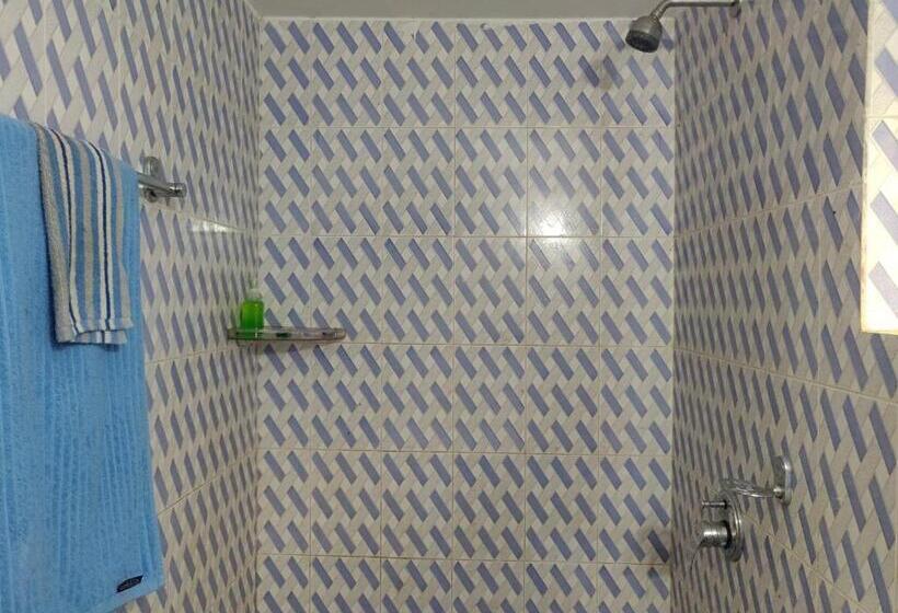 带花园景观和一个卧室的别墅, Anjuna Hideout