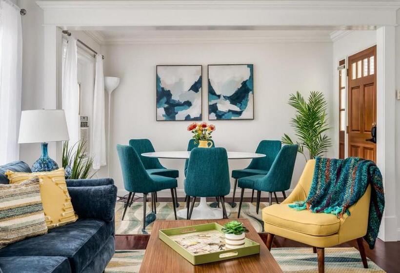 스위트 킹사이즈 침대, Martin Hill Inn