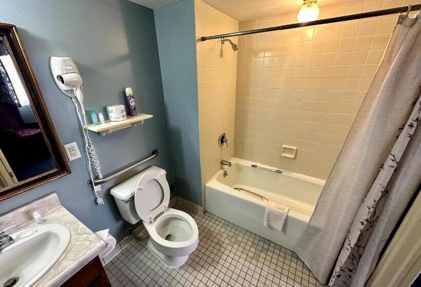 جناح ديلوكس سرير كينج, Montague Inn Bed & Breakfast