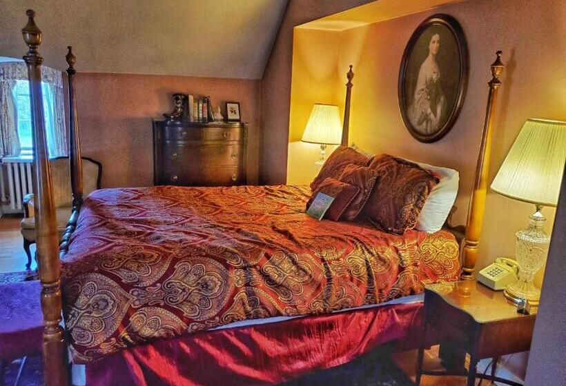 جناح جونيور, Montague Inn Bed & Breakfast