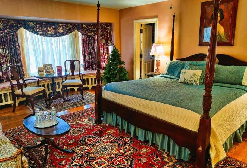 Люкс Deluxe Кровать Кинг, Montague Inn Bed & Breakfast