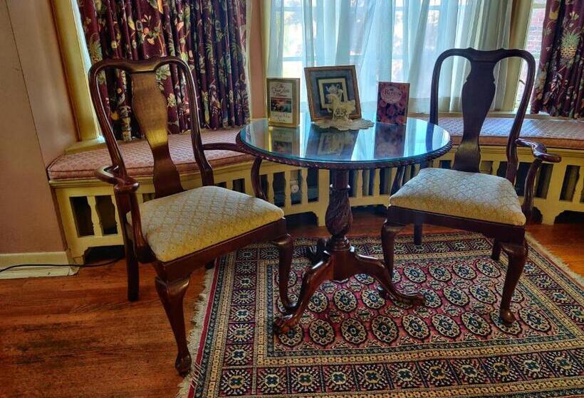 جناح ديلوكس سرير كينج, Montague Inn Bed & Breakfast