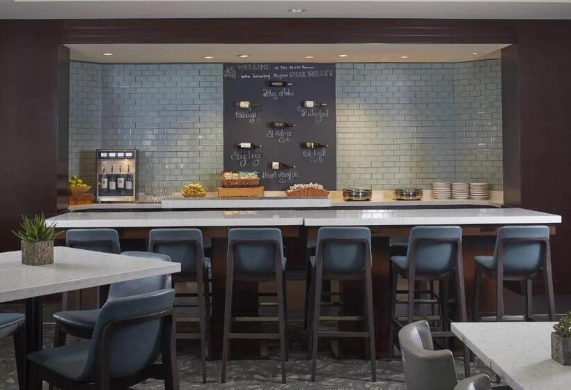 스탠다드 룸 킹사이즈 침대, Napa Valley Marriott Hotel & Spa