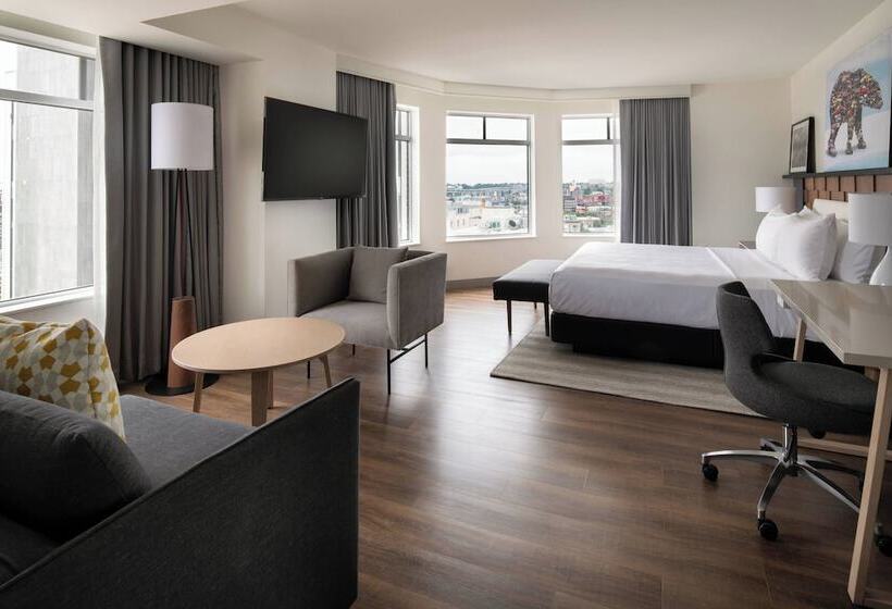 اتاق کلاب, The Bidwell Marriott Portland