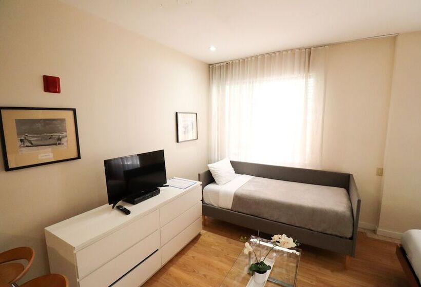 إستوديو سوبيريور, Mercury Apart