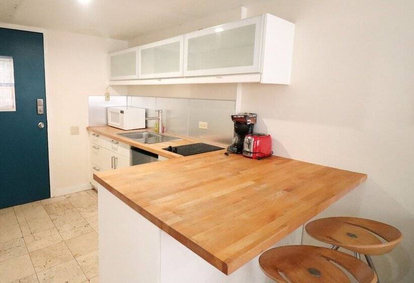 إستوديو سوبيريور, Mercury Apart