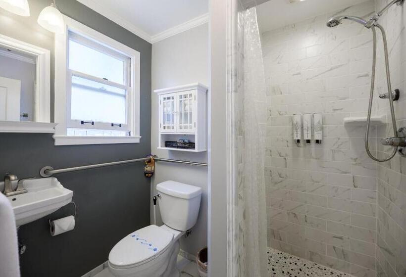 اتاق استاندارد برای معلولان, Marina Motel