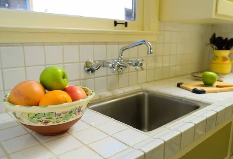 اتاق استاندارد با 2 تخت دوبل, Marina Motel