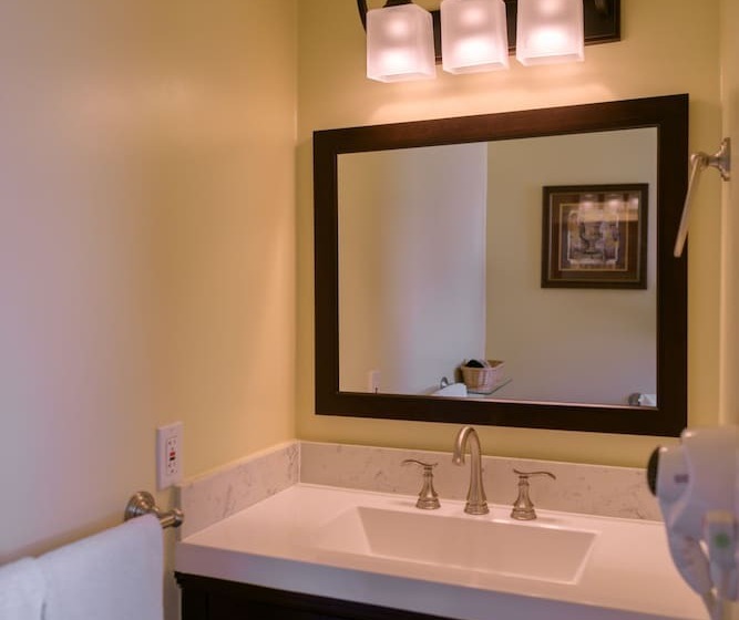 اتاق استاندارد با 2 تخت دوبل, Marina Motel