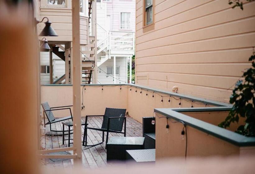 اتاق استاندارد برای معلولان, Marina Motel