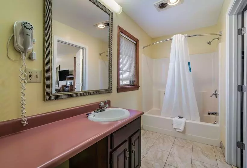اتاق استاندارد با 2 تخت دوبل, Americas Best Value Inn Scarborough Portland