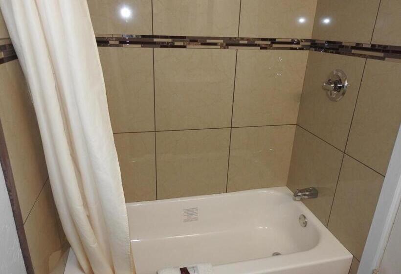 غرفة قياسية سرير كينج, Mayo Inn