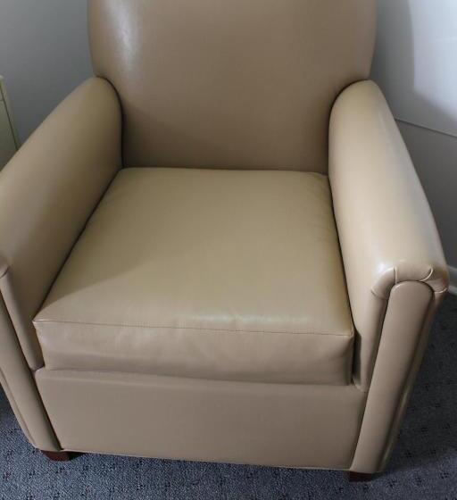 キングサイズベッドのスタンダードルーム, Midlands Lodge