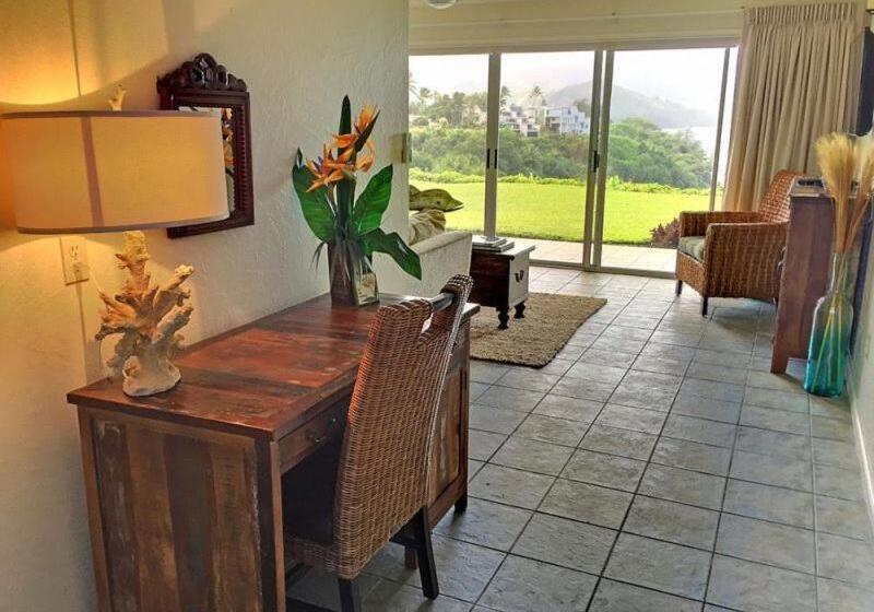 شقة غرفة واحدة, Pali Ke Kua