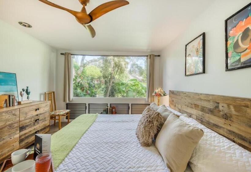 شقة غرفة واحدة, Pali Ke Kua