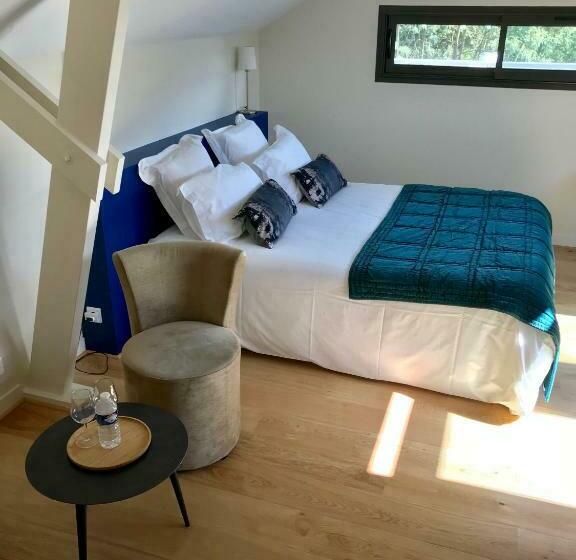 标准间, Les Arbres Rouges