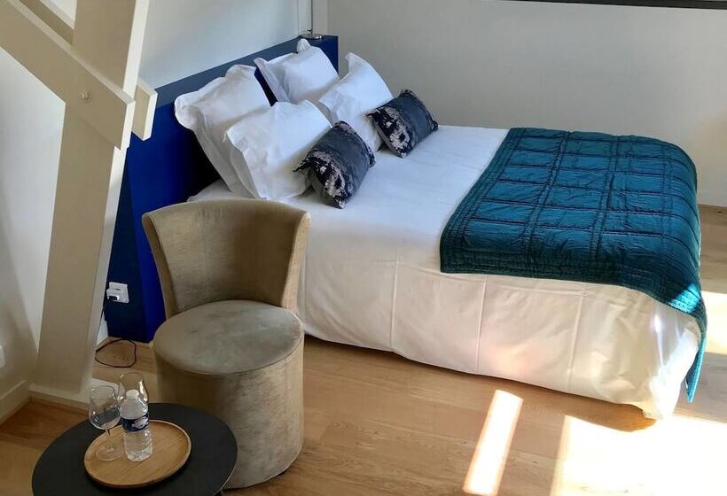 标准房带园景, Les Arbres Rouges