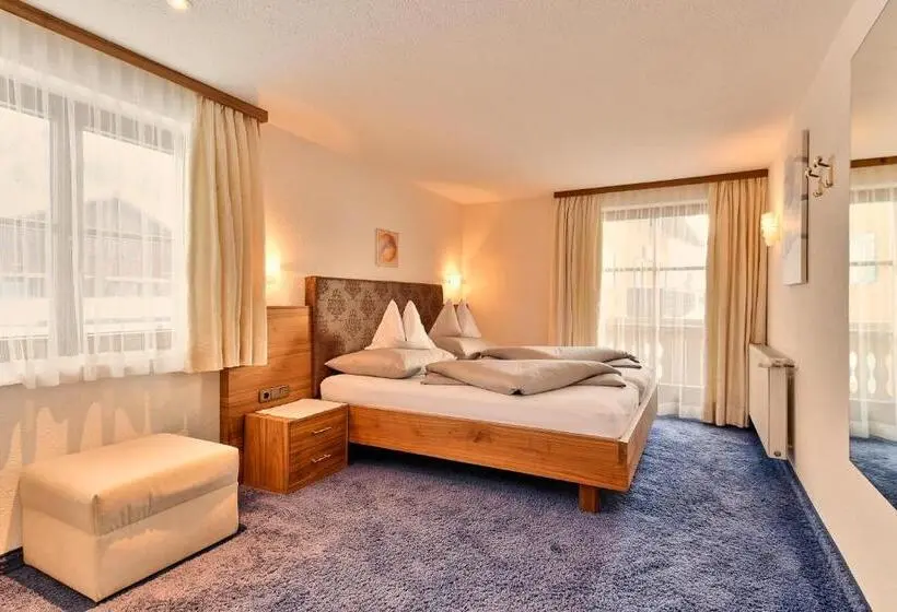 آپارتمان 1 خوابه, Pension Regina