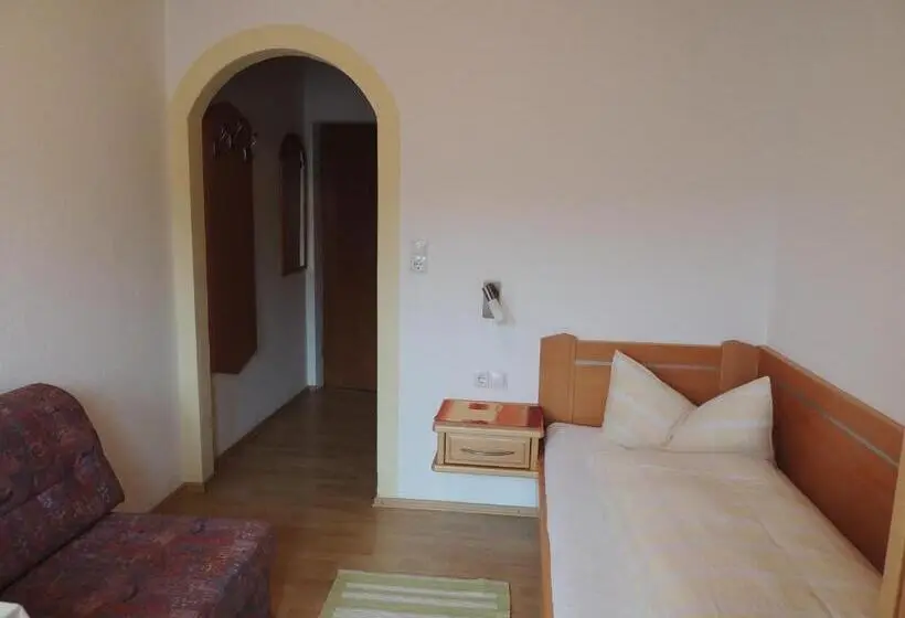 اتاق استاندارد یک تخته با بالکن, Gästehaus Regina