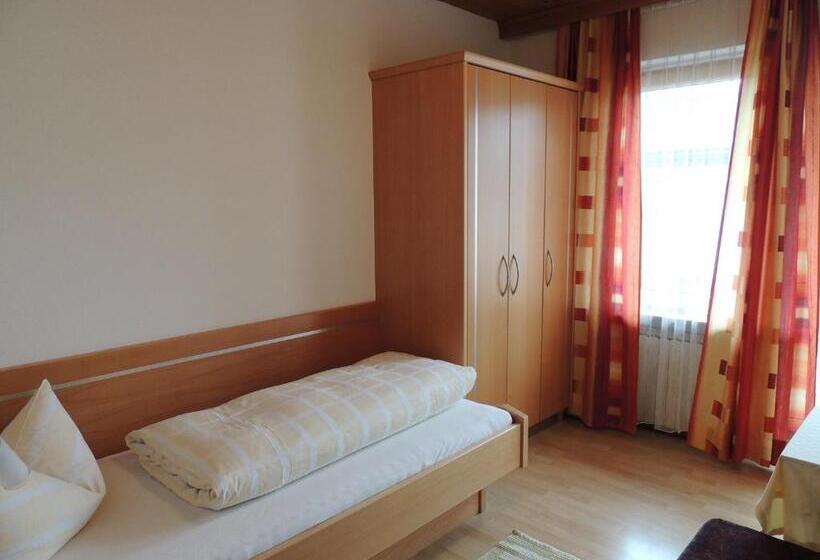 バルコニー付きシングルスタンダードルーム, Gästehaus Regina