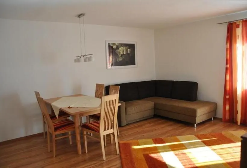 آپارتمان سوپریور 1 خوابه, Gästehaus Regina