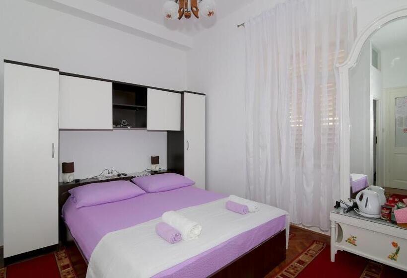 标准间内部标间, Room & Studios Rina   Adults Only