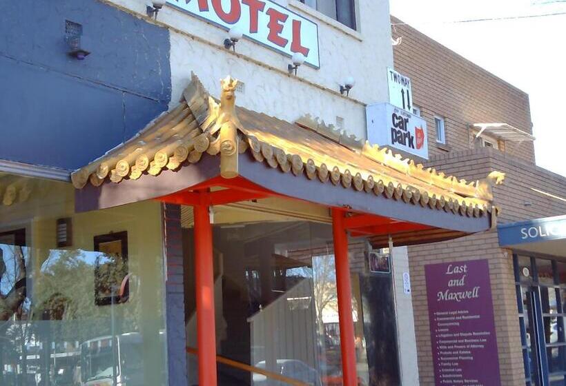 اتاق لوکس چهار تخته, Imotel Cooma