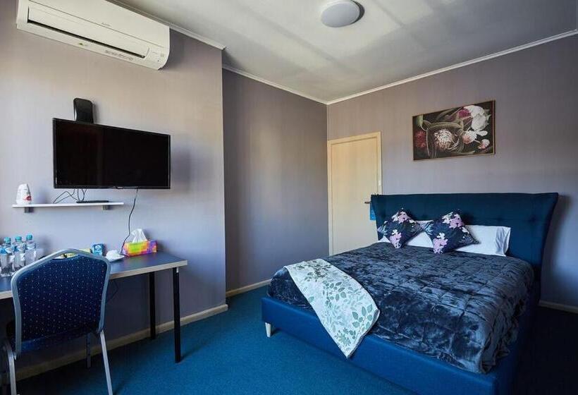 اتاق لوکس چهار تخته, Imotel Cooma