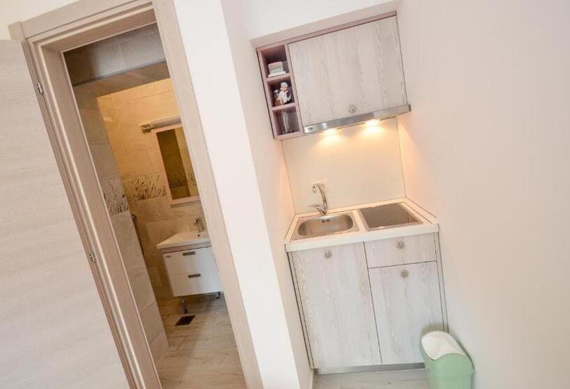 اتاق استاندارد با چشمانداز دریا, Guesthouse Grotta Di Nicola