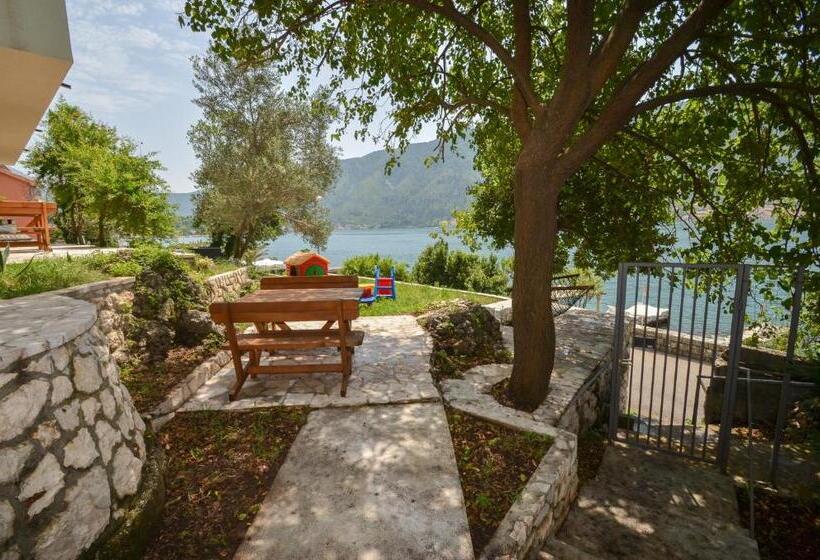 آپارتمان 1 خوابه با چشمانداز دریا, Guesthouse Grotta Di Nicola