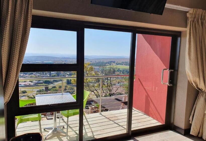 غرفة قياسية مزوَّدة بشُرفة, Weston Guest House Krugersdorp