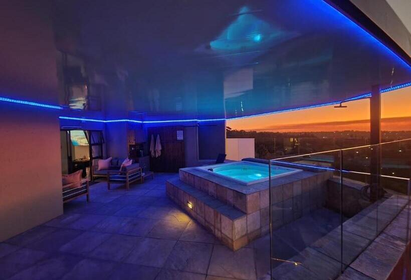 جناح مزود بجاكوزى, Weston Guest House Krugersdorp