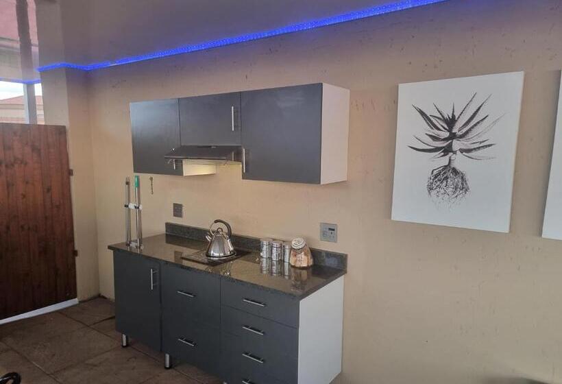 자쿠지 스위트, Weston Guest House Krugersdorp
