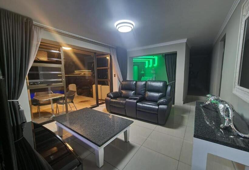 جناح رئاسى, Weston Guest House Krugersdorp