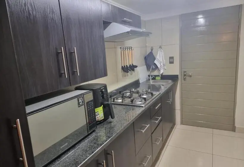 1ベッドルームのデラックスアパートメント, Weston Guest House Krugersdorp
