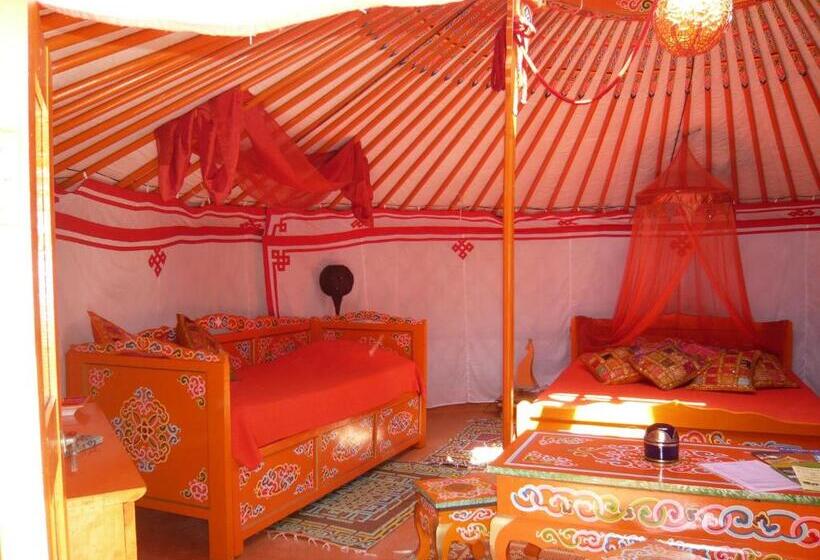 家庭间, Au Soleil Mongol