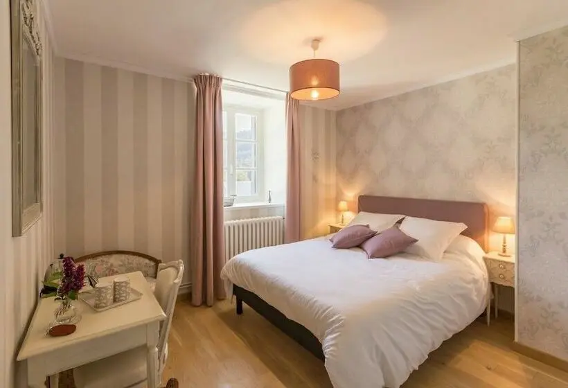 ロマンチックな部屋, Le Manoir De Placy   Bed And Breakfast