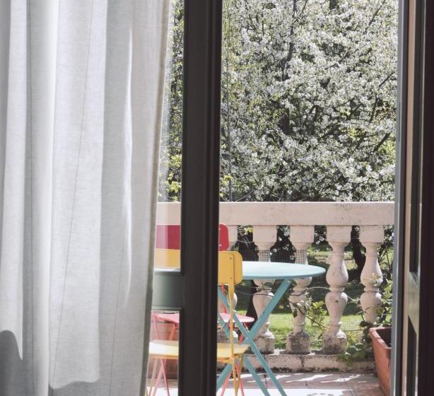 جناح مزوَّد بشرفة, Locanda San Martino