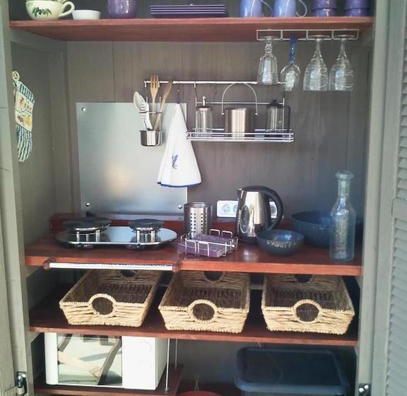 جناح سوبيريور, Les Chambres D Hôtes De La Ferrage