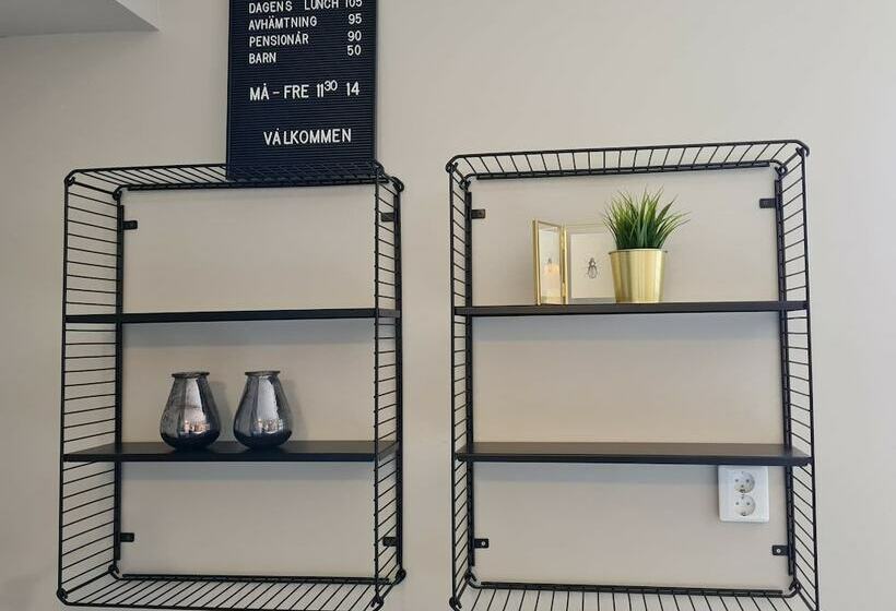 バス共有のスタンダードルーム, Briq Hotell