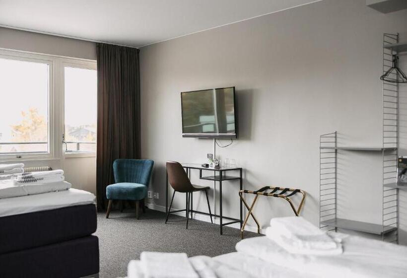 浴室共有ファミリールーム, Briq Hotell