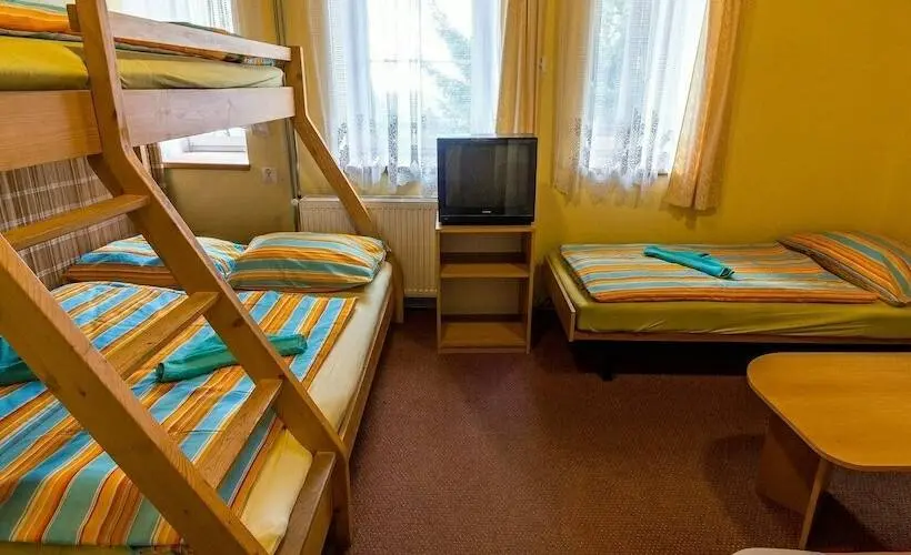 スタンダード４人部屋, Vltava