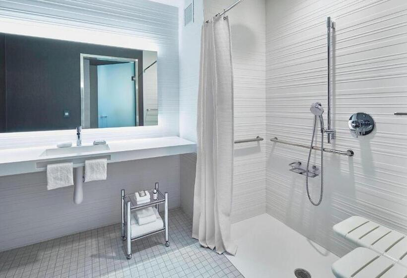 غرفة قياسية سرير كينج, Ac Hotel By Marriott Cleveland Beachwood